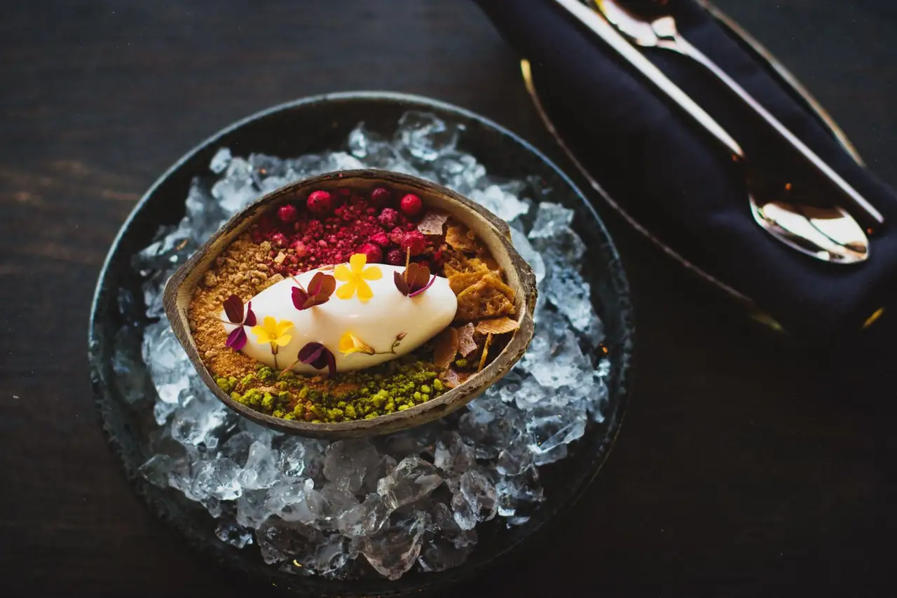 Fine dining at Maplewardstudio Casino Hotel